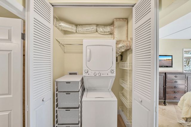1221 Hillsboro Mile 42b, Hillsboro Beach, FL 33062