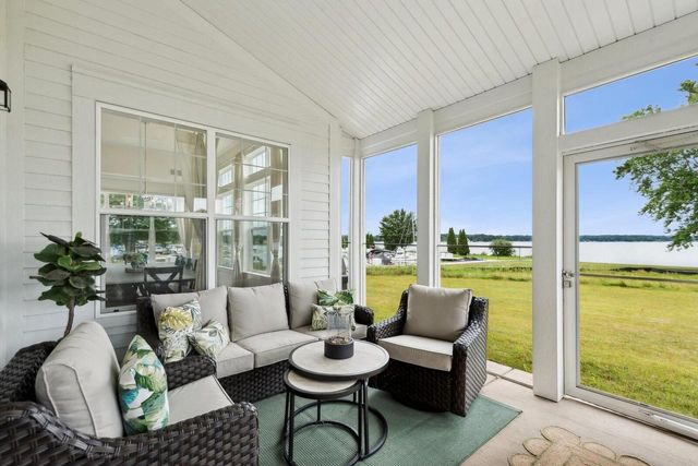 2708 Harbor COURT, Delavan, WI 53115