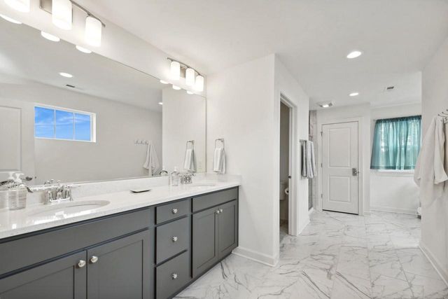 2708 Harbor COURT, Delavan, WI 53115