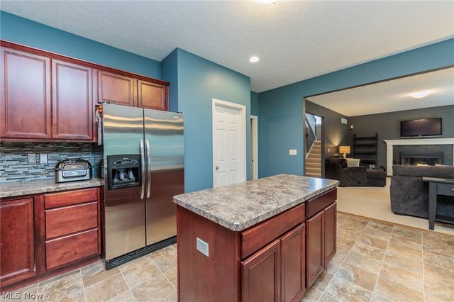 27078 Waterside Drive, Olmsted Twp, OH 44138