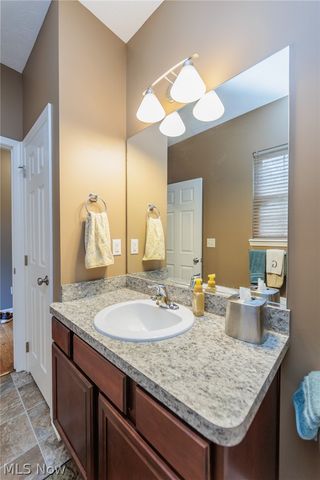 27078 Waterside Drive, Olmsted Twp, OH 44138