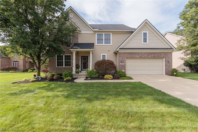27078 Waterside Drive, Olmsted Twp, OH 44138