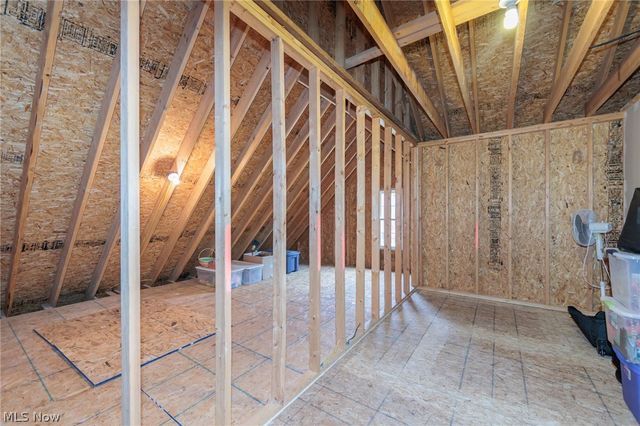 27078 Waterside Drive, Olmsted Twp, OH 44138