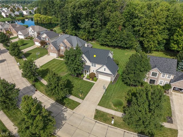 27078 Waterside Drive, Olmsted Twp, OH 44138