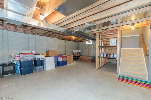 27078 Waterside Drive, Olmsted Twp, OH 44138