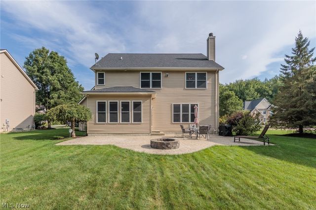 27078 Waterside Drive, Olmsted Twp, OH 44138