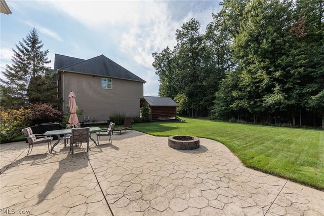 27078 Waterside Drive, Olmsted Twp, OH 44138