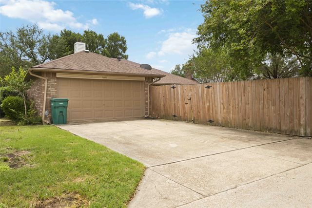 1403 BAKER, Cedar Hill, TX 75104