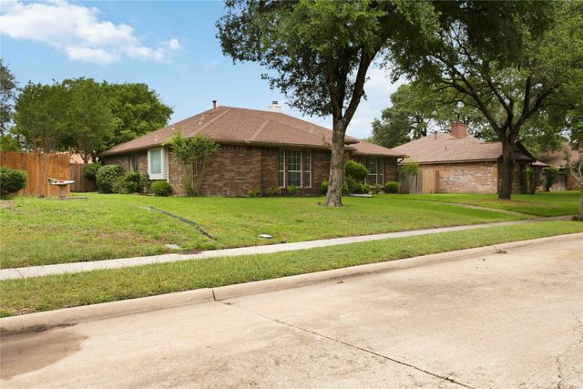 1403 BAKER, Cedar Hill, TX 75104