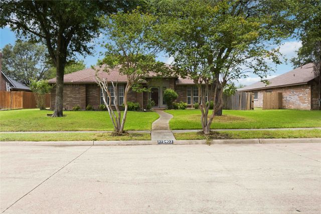 1403 BAKER, Cedar Hill, TX 75104