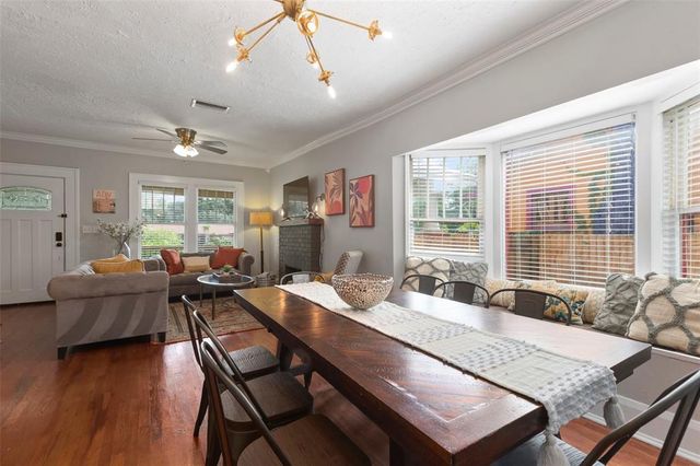 812 W RIVER HEIGHTS AVENUE, Tampa, FL 33603
