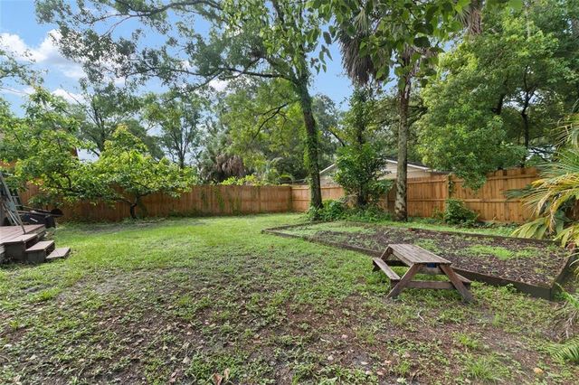 812 W RIVER HEIGHTS AVENUE, Tampa, FL 33603