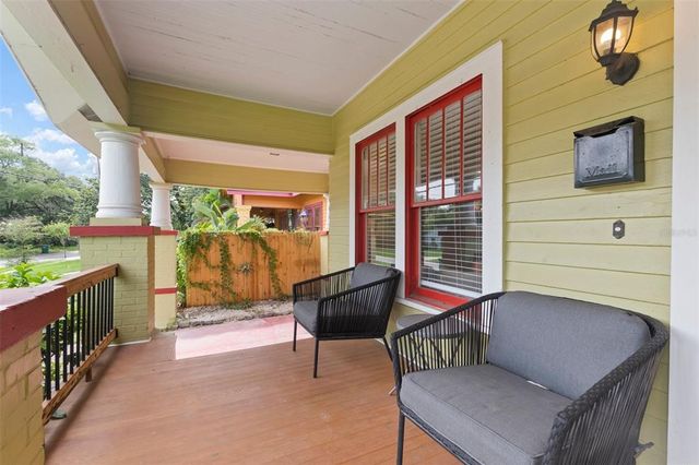 812 W RIVER HEIGHTS AVENUE, Tampa, FL 33603
