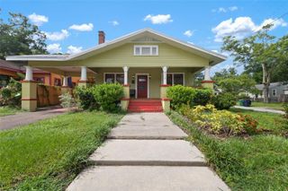 812 W RIVER HEIGHTS AVENUE, Tampa, FL 33603