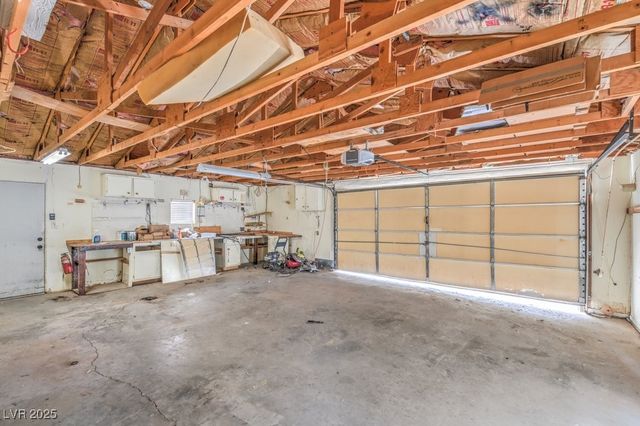 1181 Carson Street, Pahrump, NV 89048