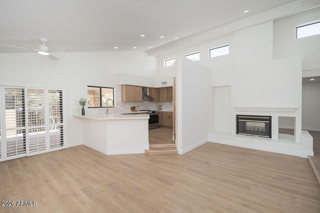 10846 N 11th Street, Phoenix, AZ 85020