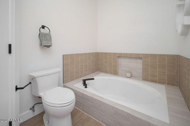 10846 N 11th Street, Phoenix, AZ 85020