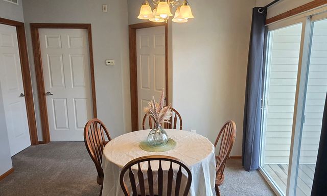 6030 Bremen Court 16, Johnston, IA 50131