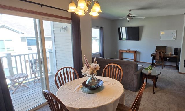 6030 Bremen Court 16, Johnston, IA 50131