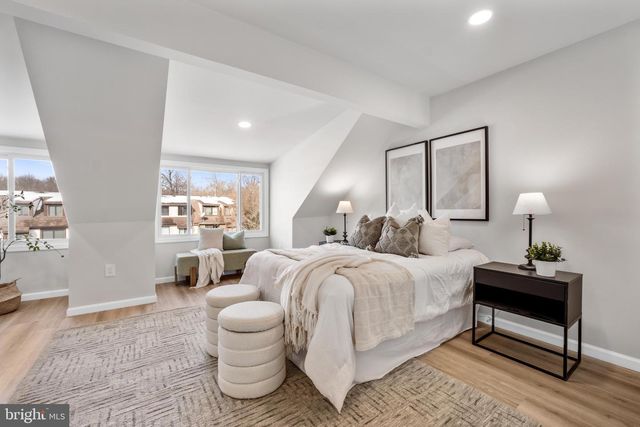 9935 FOREST VIEW, Montgomery Village, MD 20886