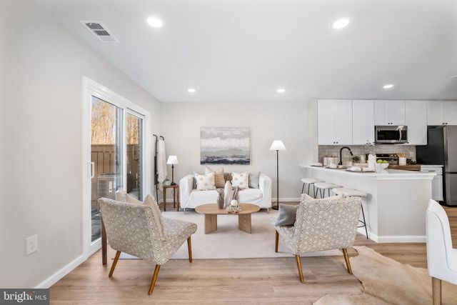 9935 FOREST VIEW, Montgomery Village, MD 20886