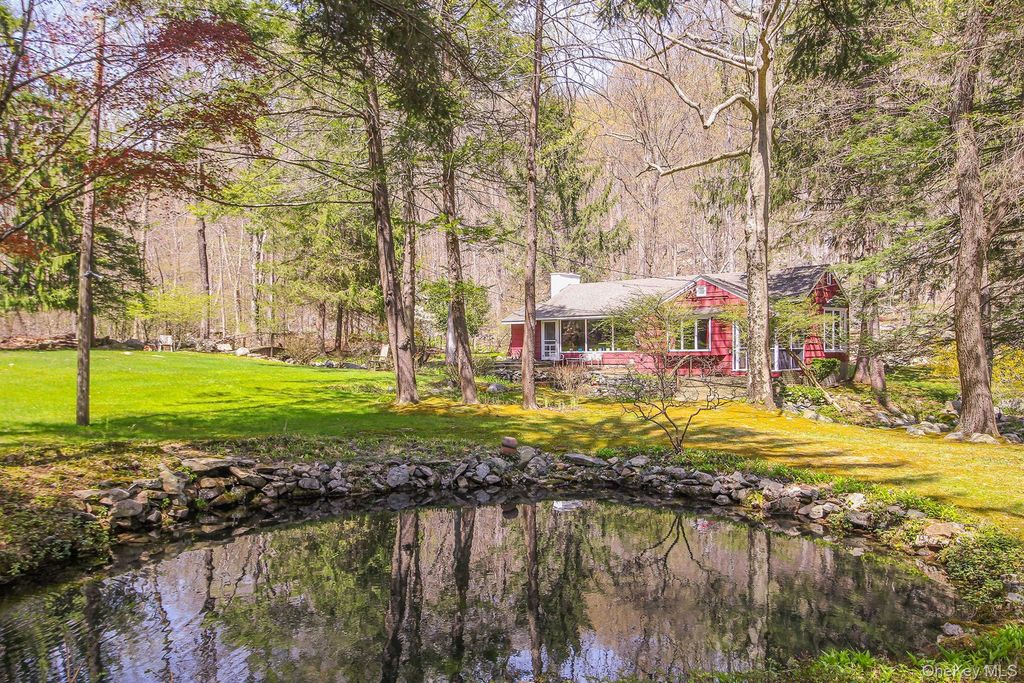 72 Seifert Lane, Putnam Valley, NY 10579 — exterior