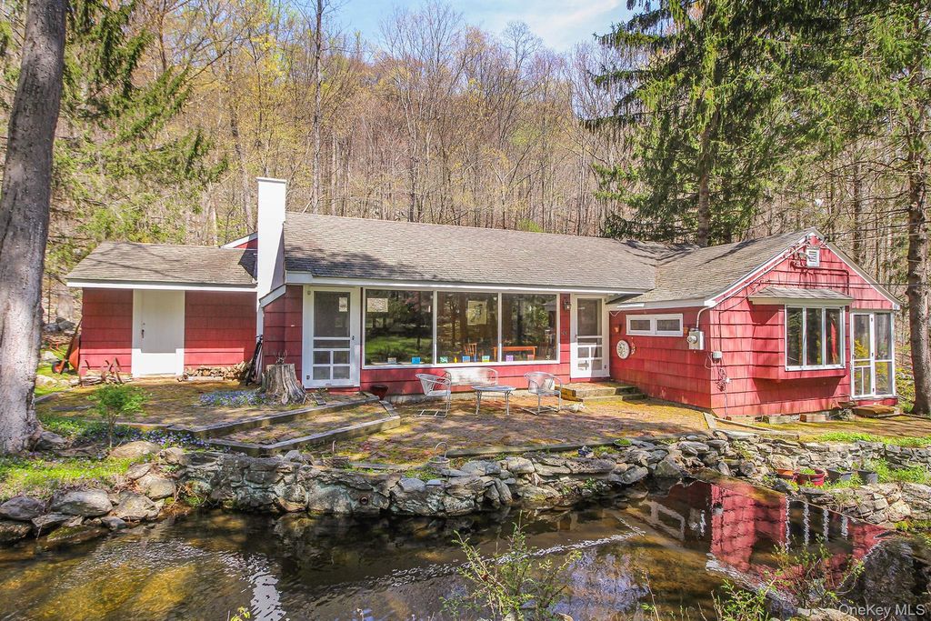 72 Seifert Lane, Putnam Valley, NY 10579 — photo 4