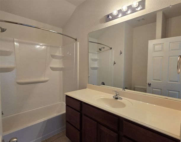 216 Meadow Ridge Drive, Anna, TX 75409