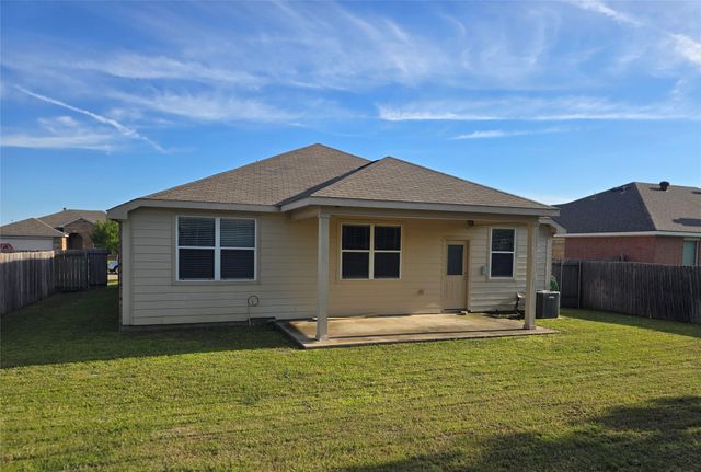 216 Meadow Ridge Drive, Anna, TX 75409