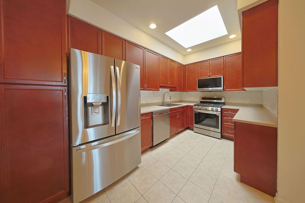 370 S Western Avenue 701, Des Plaines, IL 60016 — photo 5