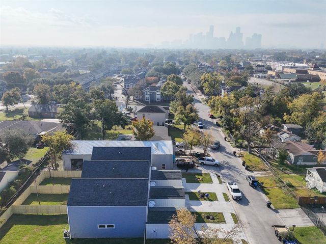 3422 Elser Street, Houston, TX 77009