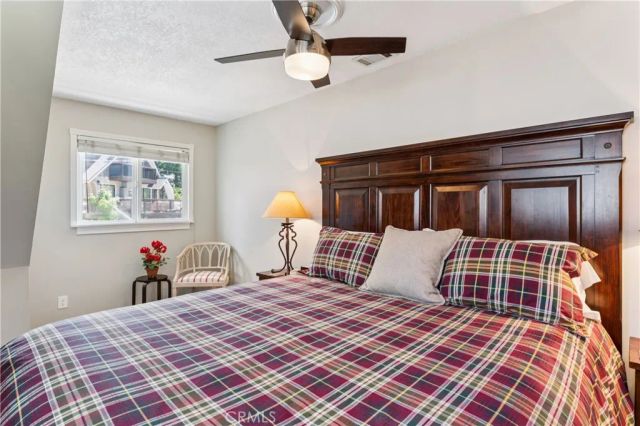 378 Oak Drive, Lake Arrowhead, CA 92352