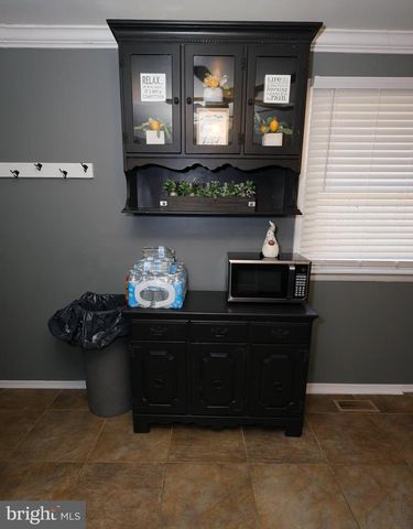 307 EDWARDS, Chesilhurst, NJ 08089