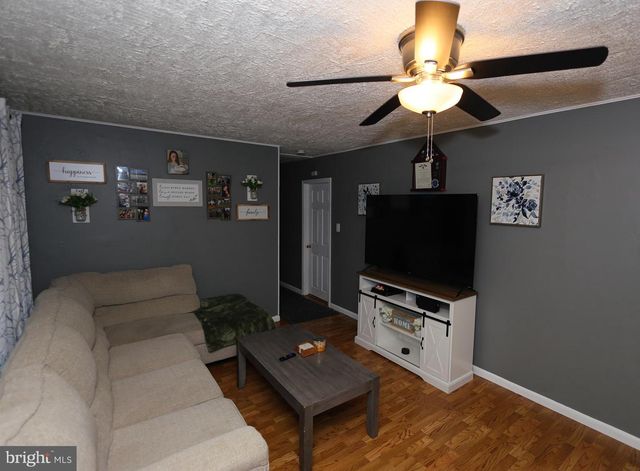 307 EDWARDS, Chesilhurst, NJ 08089