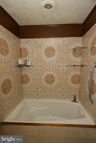 307 EDWARDS, Chesilhurst, NJ 08089