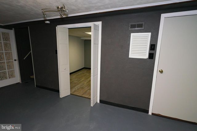 307 EDWARDS, Chesilhurst, NJ 08089