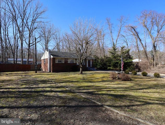 307 EDWARDS, Chesilhurst, NJ 08089