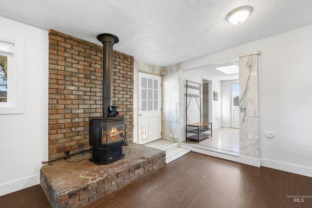 823 5th Ave N, Nampa, ID 83687