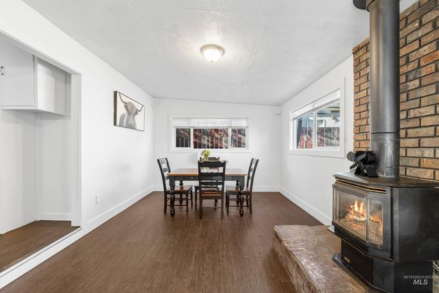 823 5th Ave N, Nampa, ID 83687