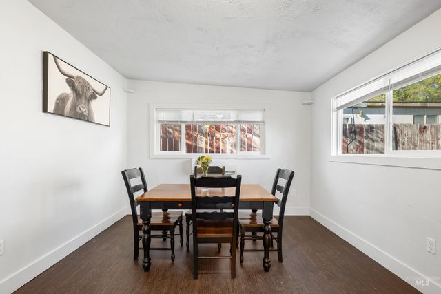 823 5th Ave N, Nampa, ID 83687