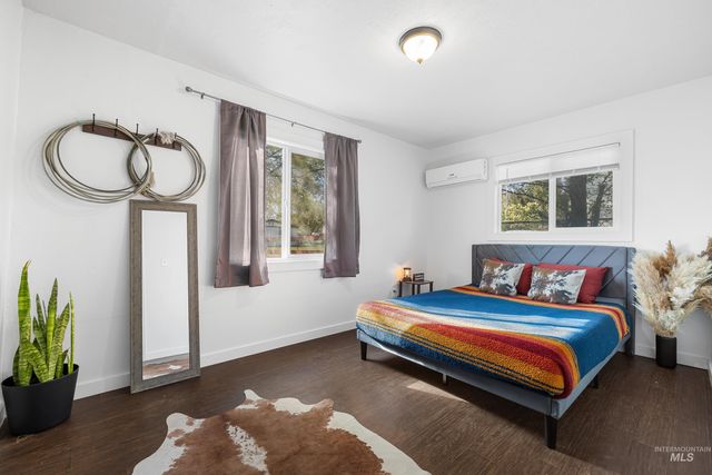 823 5th Ave N, Nampa, ID 83687