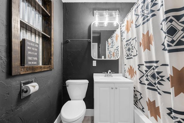 823 5th Ave N, Nampa, ID 83687