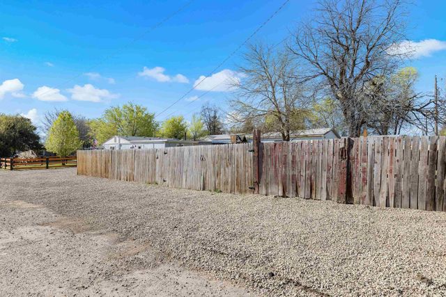 823 5th Ave N, Nampa, ID 83687