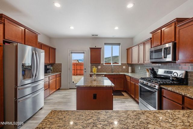 18744 Marys River Court, Reno, NV 89508