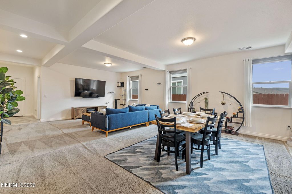 Image 9 of property listing at 18744 Marys River Court, Reno, NV 89508