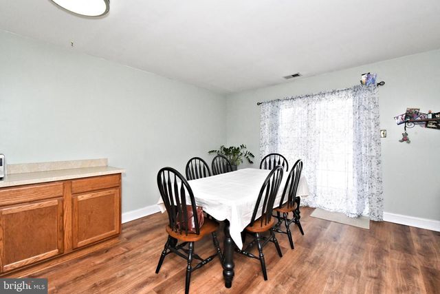 1258 LISA DR, Warrington, PA 18976