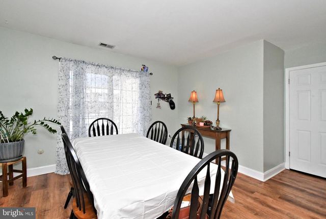 1258 LISA DR, Warrington, PA 18976