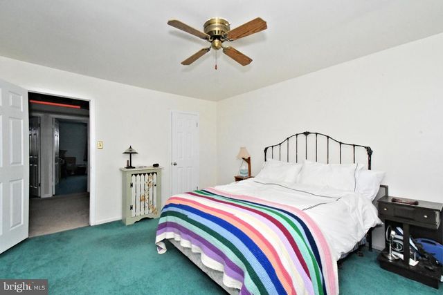 1258 LISA DR, Warrington, PA 18976