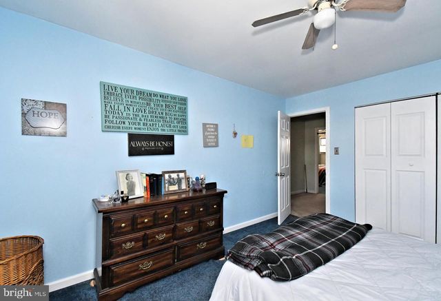 1258 LISA DR, Warrington, PA 18976