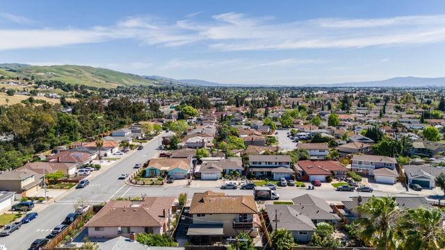 871 Founders Lane, Milpitas, CA 95035